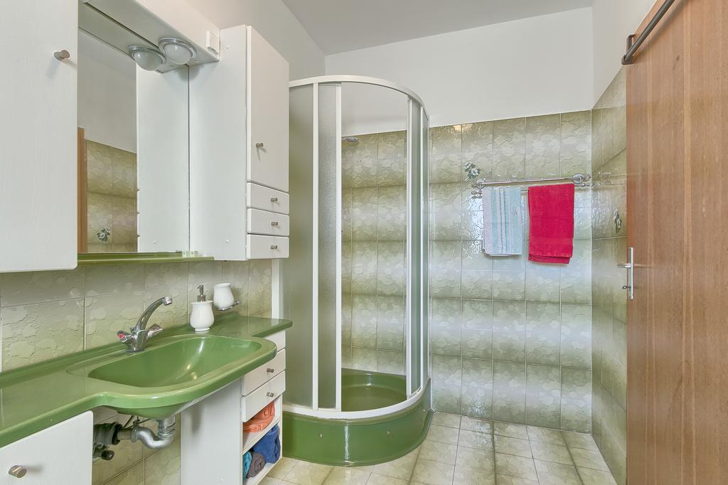 Apartments Veruda Porat Пула Екстериор снимка